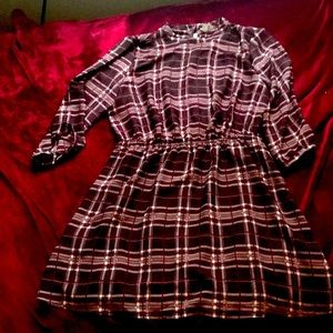 Forever 21 exclusive  burgundy plaid dress
